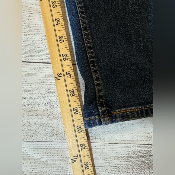 Levis 505 men’s sz 40x30 button/zip 5 pocket, medium wash. - Picture 3 of 7